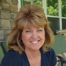 Dee Dee Lyons